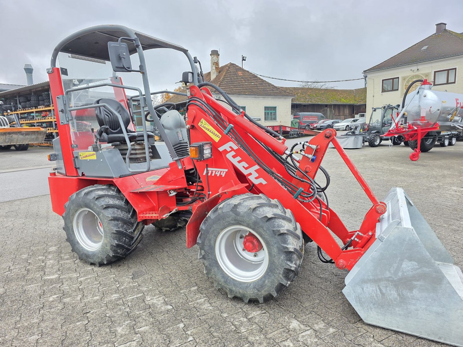 Fuchs F 1144 TOP 2