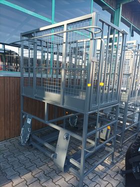 Dominator Arbeitskorb mit Euroaufnahme & Palettenaufnahme