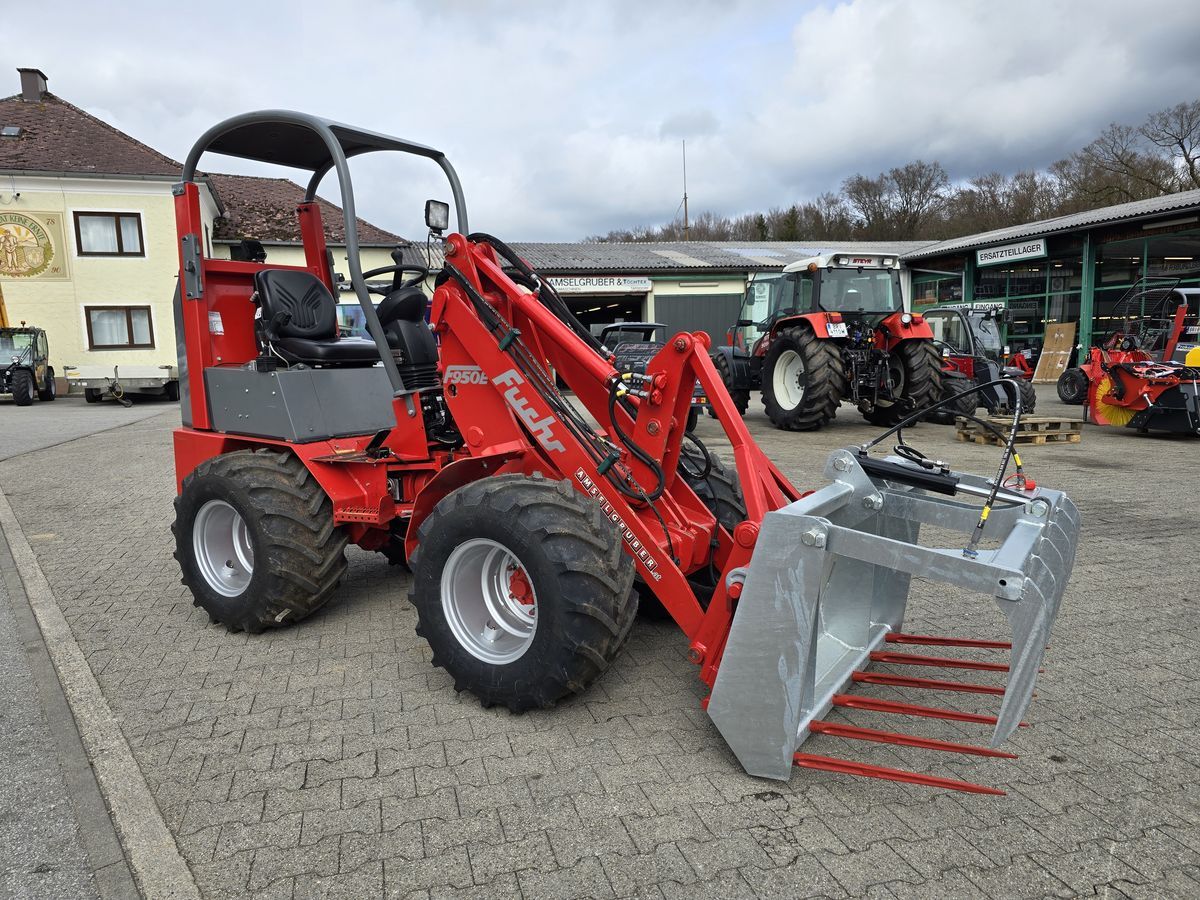 Fuchs F 950 E Elektrohoflader mit 1.450Kg Kipplast uvm 1