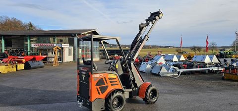 Cast 830 D Aktion mit Poclain Radmotoren