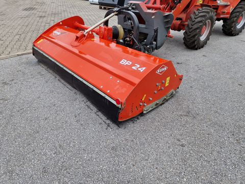 Kuhn BP 24 mit Seitenverschub