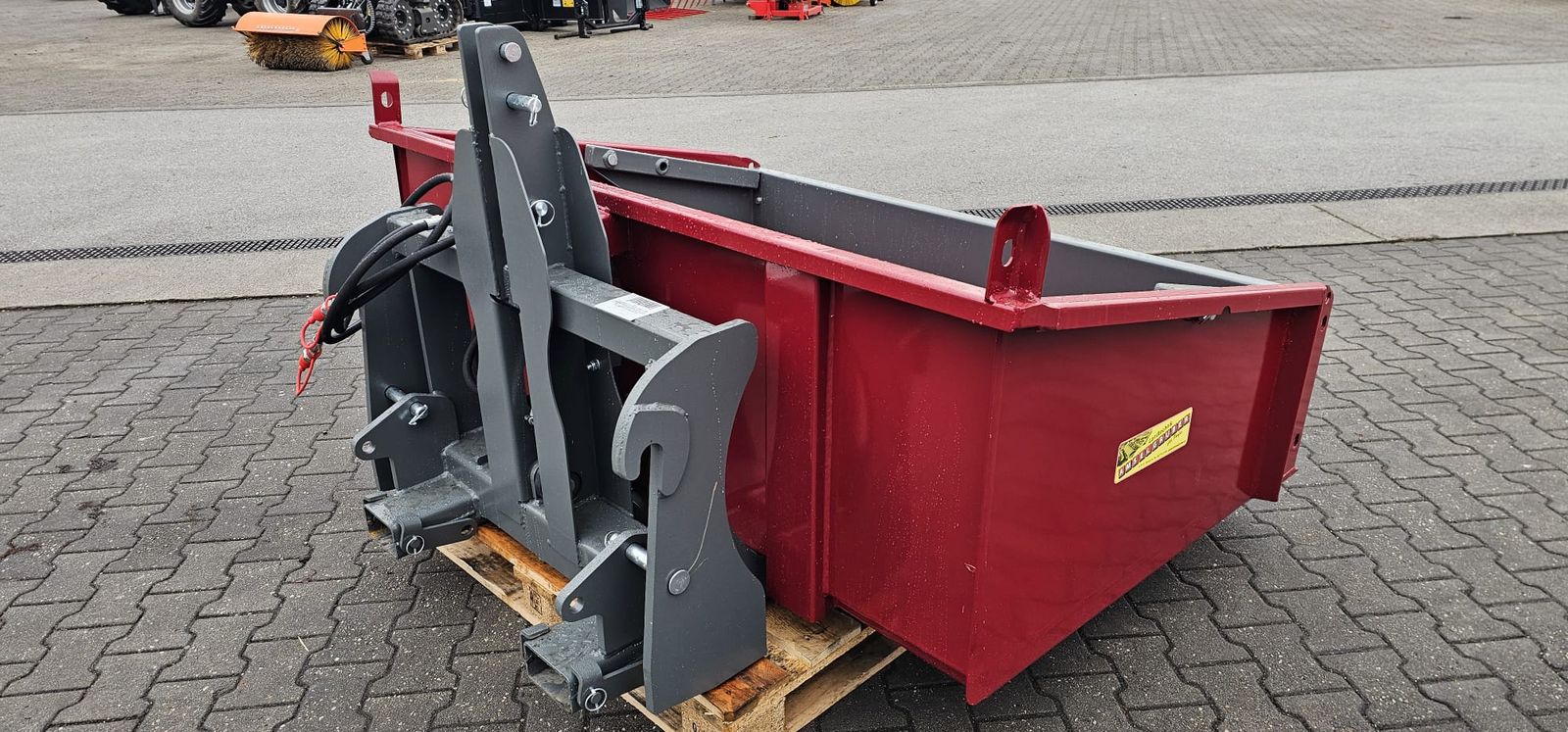 Dominator Kippschaufel 180 DW Lagernd! 3
