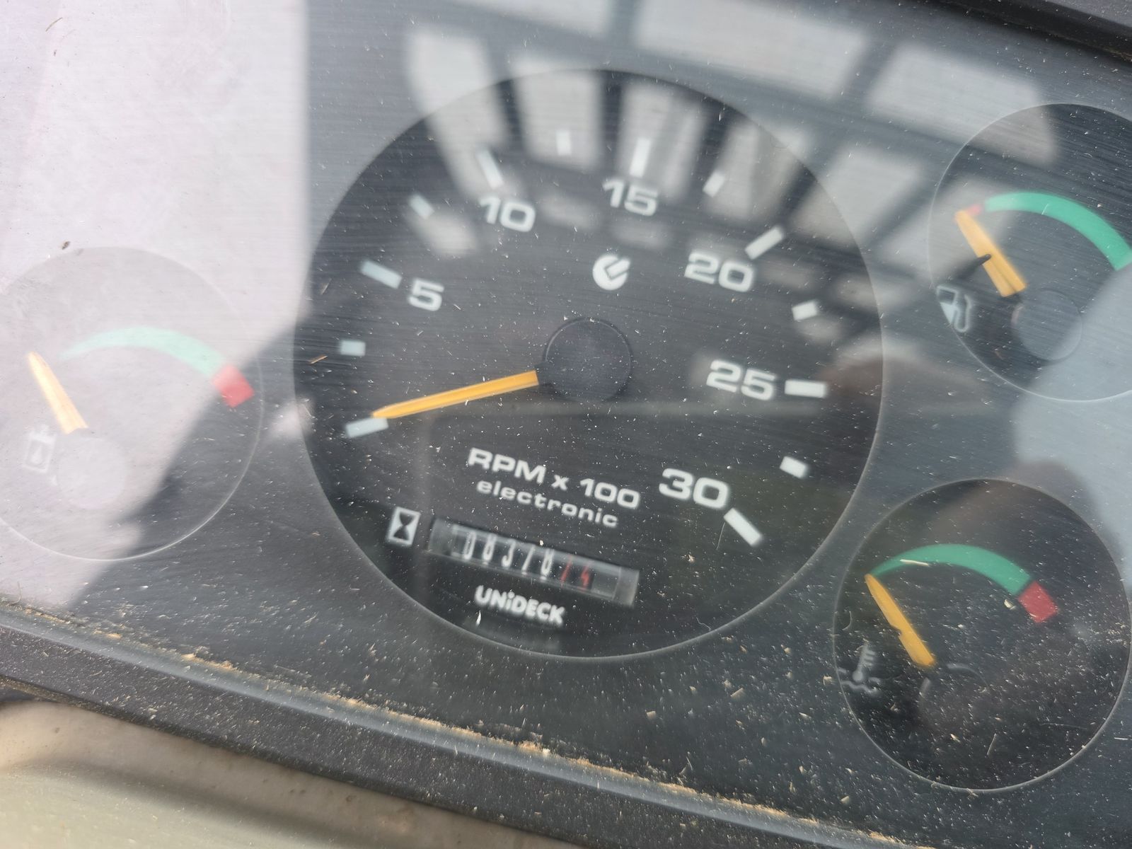 Bobcat T 2556 mit Palettengabel & Haueradapter 3