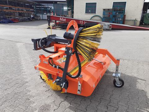 Dominator Profi Clean Kehrmaschine Hausmesse Aktion 25-26 