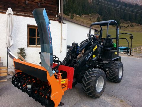 Fuchs Schneefräse für Hoflader L 900 hydraulisch