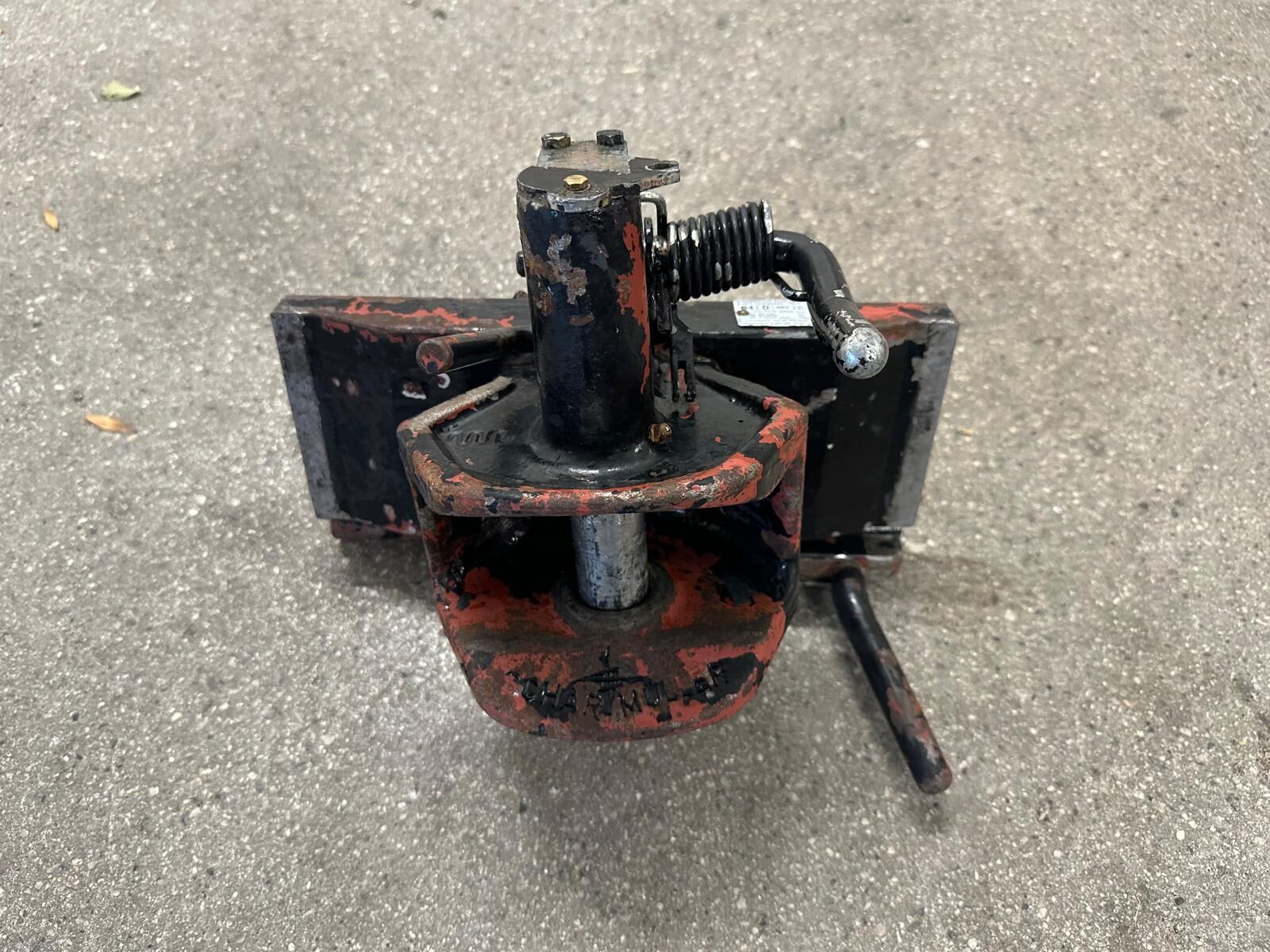 Steyr Automatische Anhängerkupplung 1