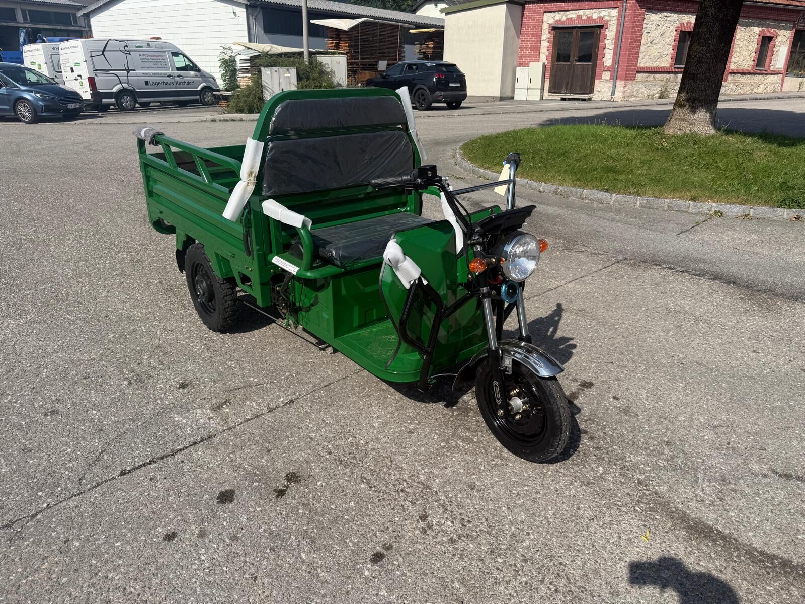 Graf Carello LDR 25 72 V Grün Geländebereifung 1