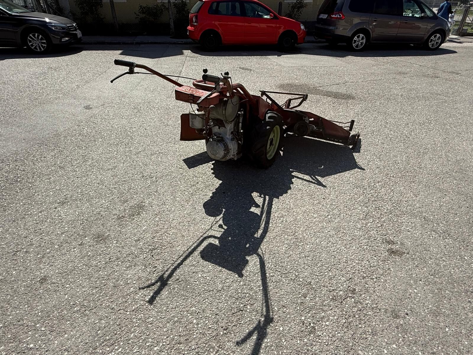 Eingrasmotormäher 3