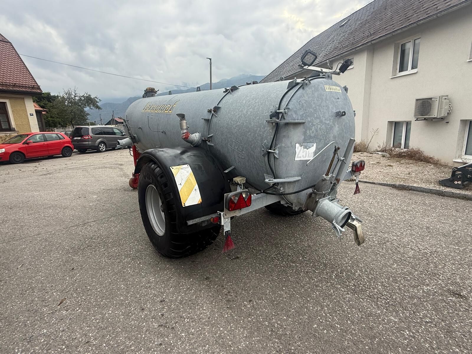 Vakuumat 4600 TA  5900Liter 3