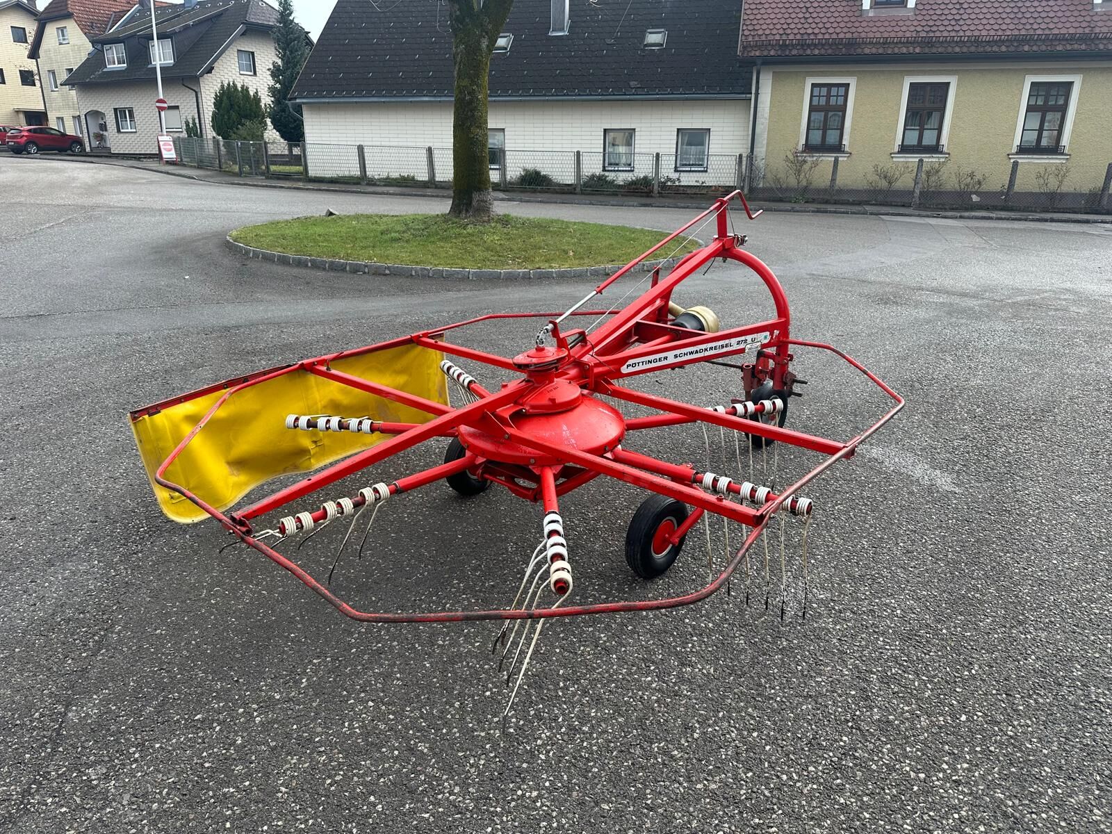 Pöttinger TOP 272 U 3