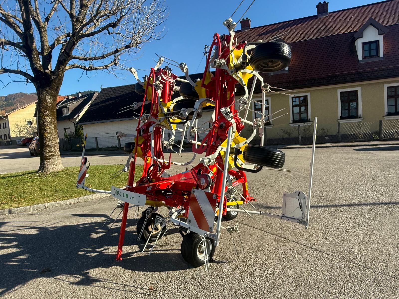 Pöttinger HIT 8.81 3