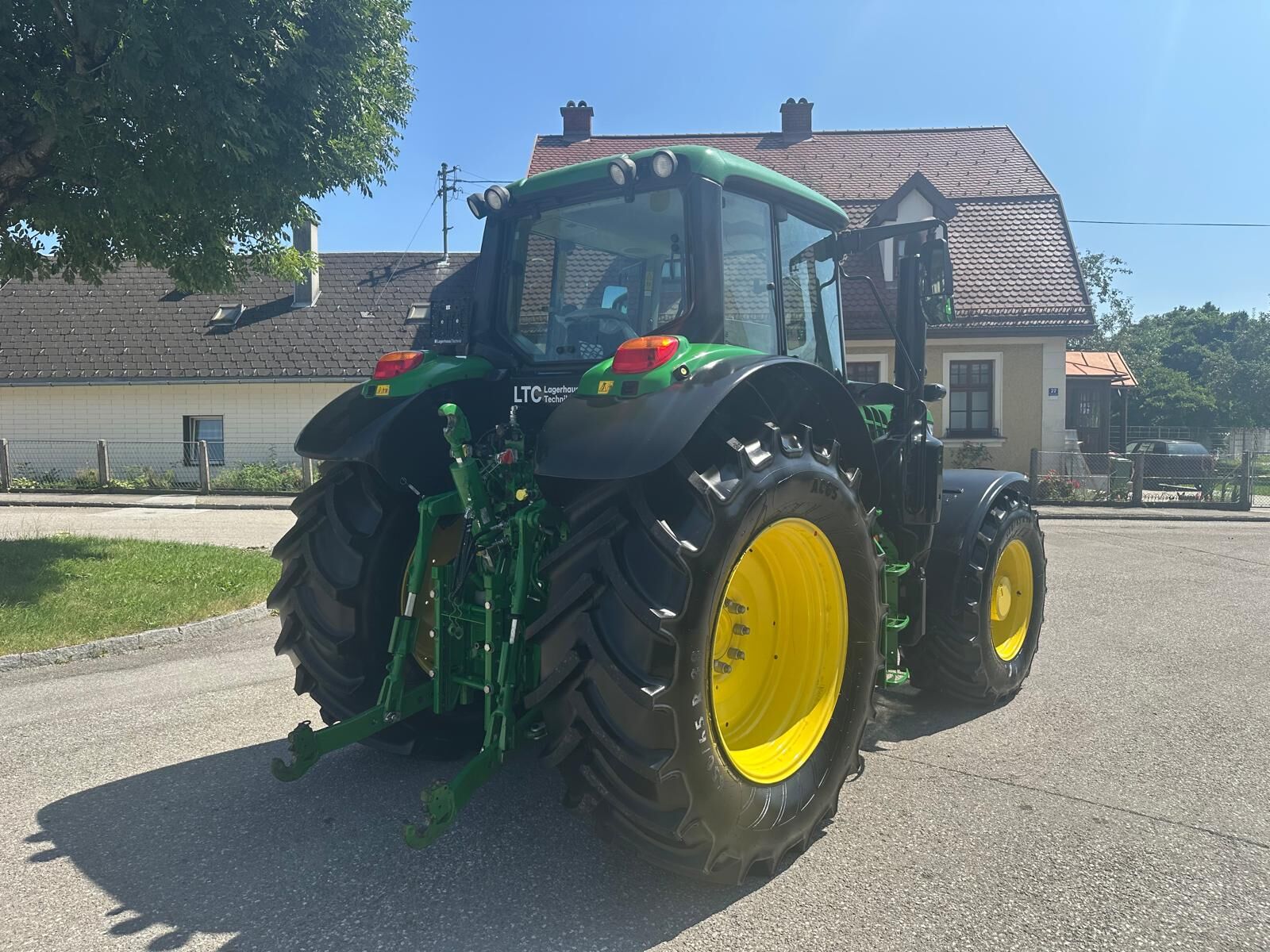 John Deere 6155M 3