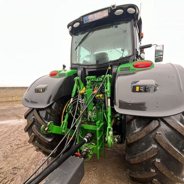 John Deere 6250R