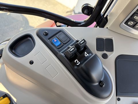 Massey Ferguson MF 6S.180 Dyna-VT Exclusive