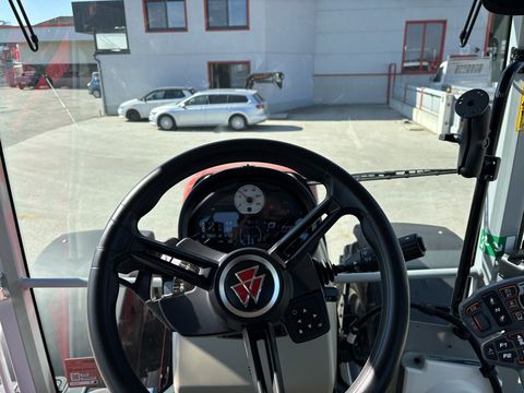 Massey Ferguson MF 6S.180 Dyna-VT Exclusive