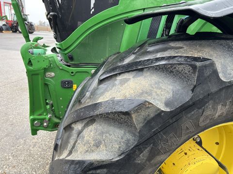 John Deere 6250R