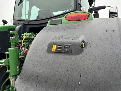 John Deere 6250R