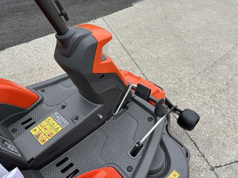 Husqvarna Rider R 216 T AWD