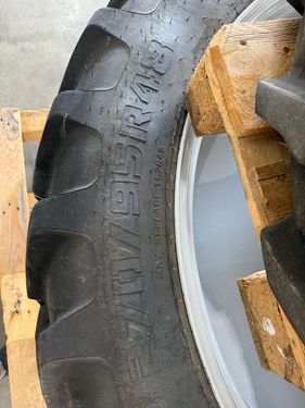 CEAT Pflegebereifung für MF 5S. 1,5m Spur