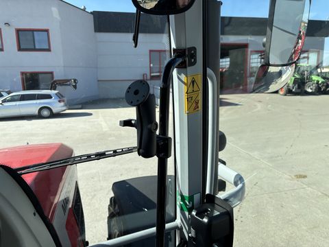 Massey Ferguson MF 6S.180 Dyna-VT Exclusive