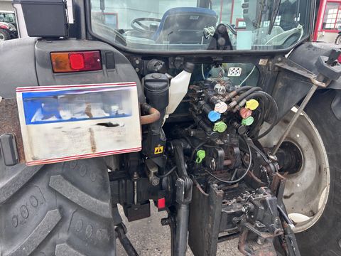New Holland T4020 V