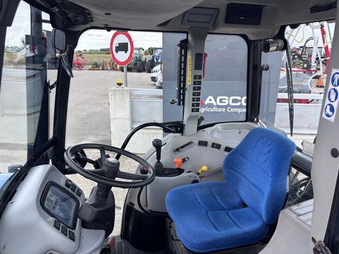 New Holland T4020 V