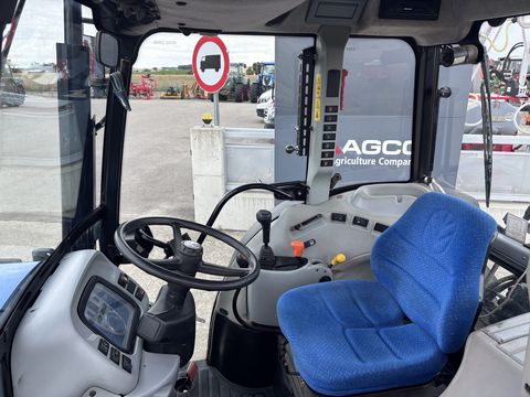 New Holland T4020 V