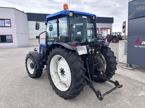 New Holland T4020 V