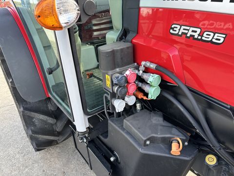 Massey Ferguson MF 3FR.95 Kabine