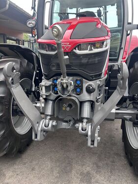 Massey Ferguson 5S.145 DynaVT