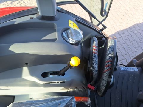 Steyr 4075 Kompakt S (Stage V)