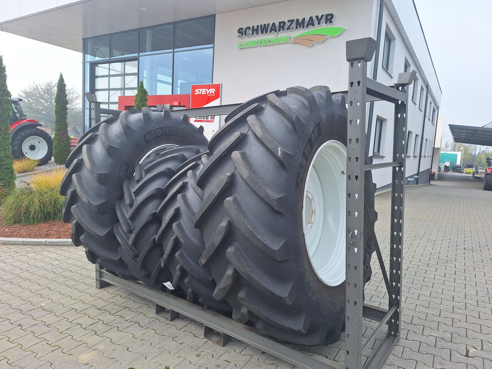Michelin 650/65R38+540/65R28 Kompletträder  1