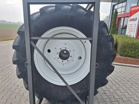 Michelin 650/65R38+540/65R28 Kompletträder