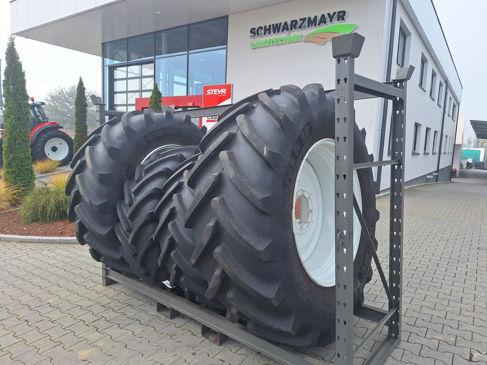 Michelin 650/65R38+540/65R28 Kompletträder  2