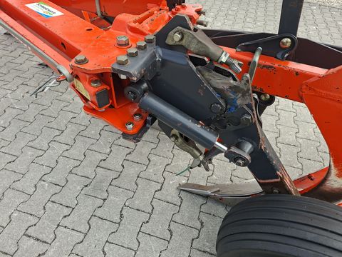 Kubota RM 3000 SV 4-scharig mit Steinsicherung