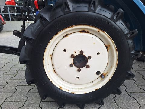 Iseki Allradtraktor 