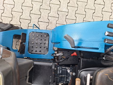Iseki Allradtraktor 