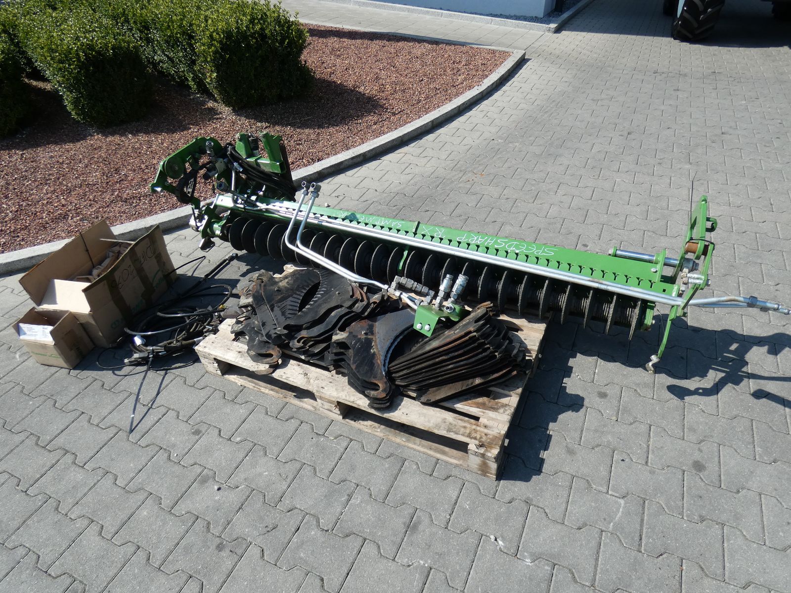 Krone Messerschleifeinrich 2