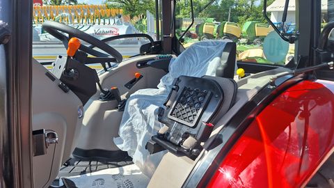 Case IH Farmall 55 A (Stage V)