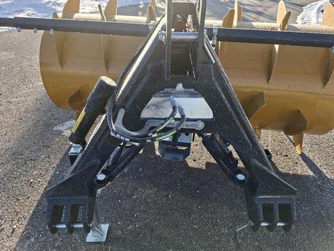 Mammut SF 230 Gigant F-H Siloverteiler