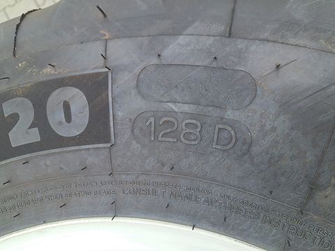 Michelin 600/60R30+440/65R20