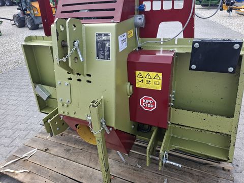 Holzknecht HS 650 mit Funk und Kipp-Stop