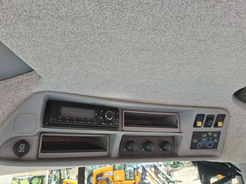 New Holland T6.145 Auto Command SideWinder II