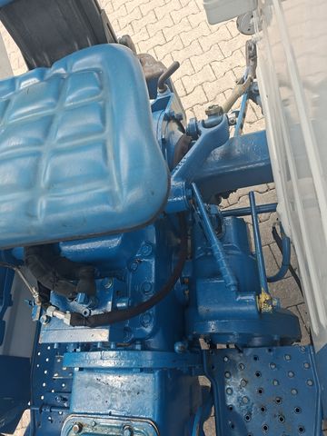 Ford 2600