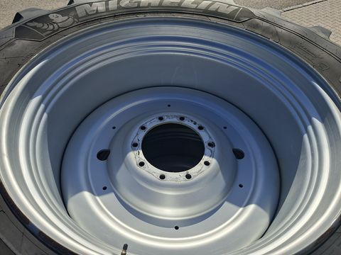 Michelin 710/60R42+600/60R30 Kompletträder 