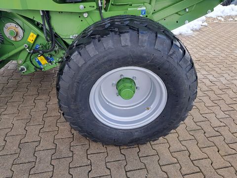 Krone Comprima V 150XC Plus