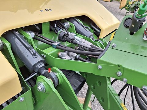 Krone AX 280 D HD