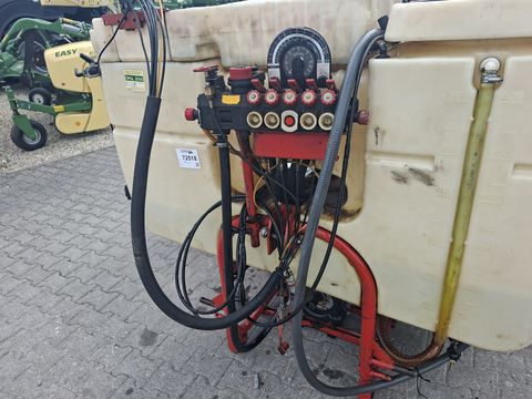 Holder 600 Liter 15m hydraulisch klappbar