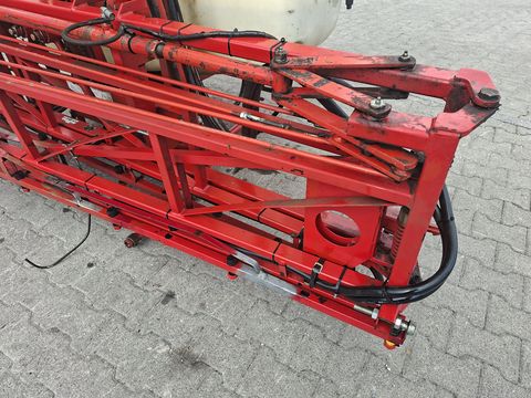 Holder 600 Liter 15m hydraulisch klappbar