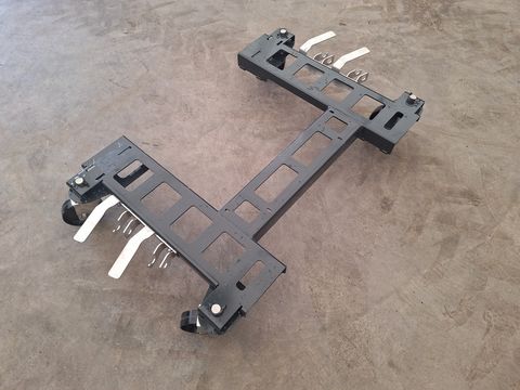 Kverneland Abstellräder mit Rahmen